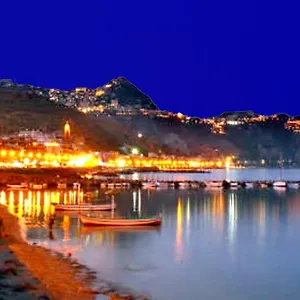 roberto-house-beach.sicilyhotelsitaly.net/